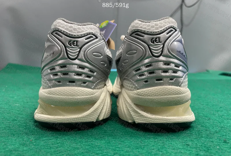Asics Gel Kayano 14 7