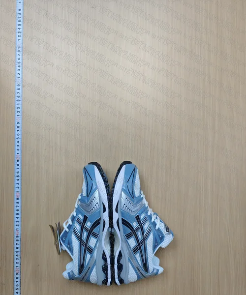 Asics Gel-Kayano 14 4
