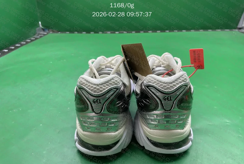 Asics Gel Kayano 14 4