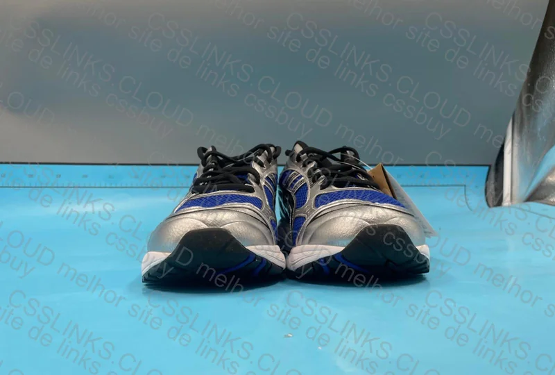 Asics Gel-Kayano Blue 3
