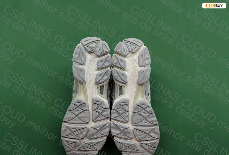 asics gel (n sei a cw e qria saber se ta gl) 7