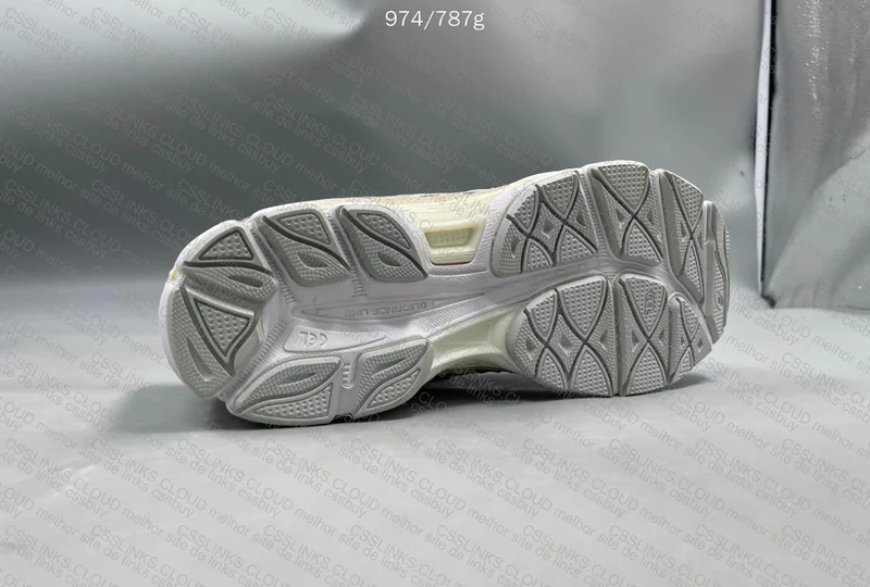 Asics gel nyc 4