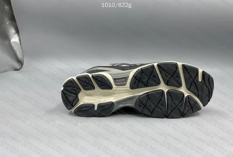 ASICS GEL NYC 4