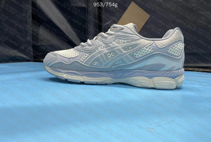 Asics gel nyc 4