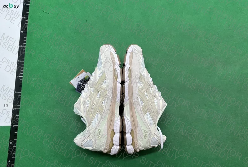 asics gel nyc