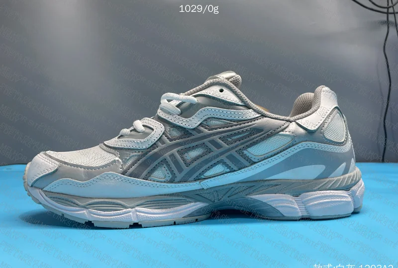 ASICS GEL NYC 4