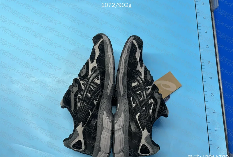 ASICS GEL NYC 7