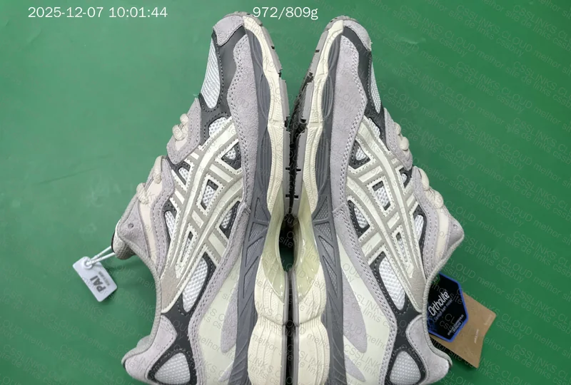 ASICS GEL NYC 4