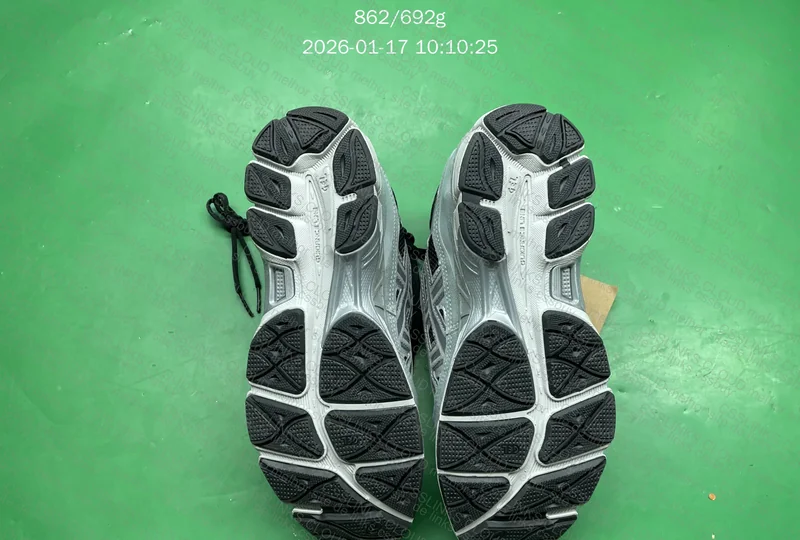 ASICS GEL NYC 6