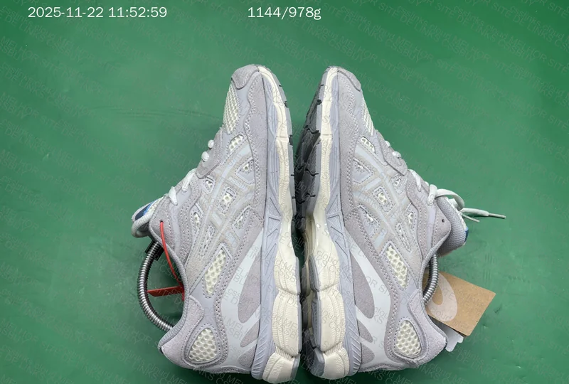 Asics Gel NYC Beige 4