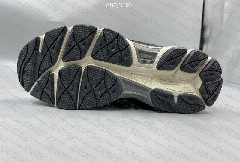 ASICS GEL NYC Grey Avenar 2