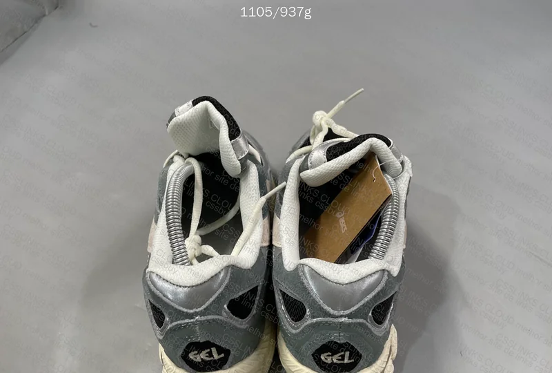 ASICS Gel-NYC Graphite Grey Smoke Grey 3