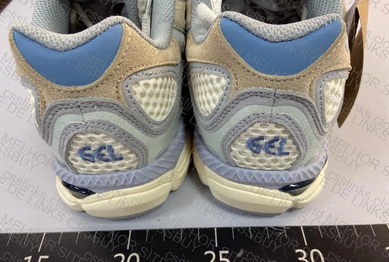 Asics Gel NYC Ivory Mid Grey - SALE 100y