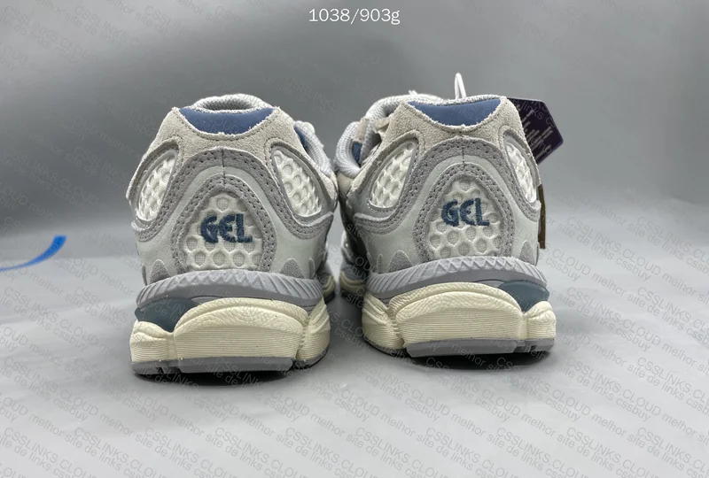 Asics gel NYC ivory/mid gray 3