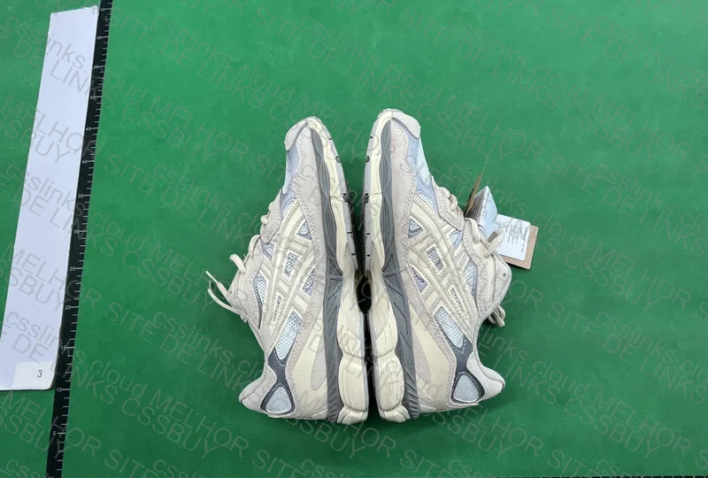 Asics Gel nyc Light rice gray 4
