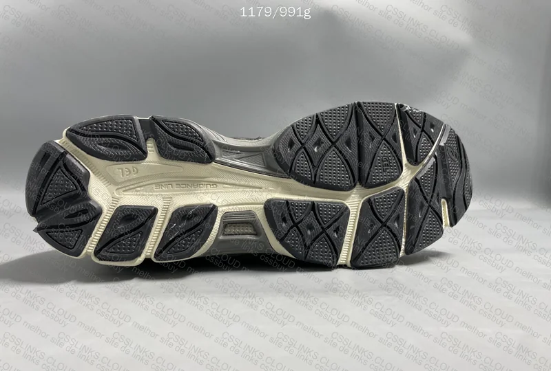 ASICS Gel NYC Obsidian Grey 6