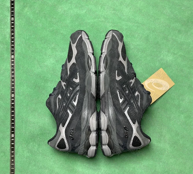 Asics Gel NYC Black