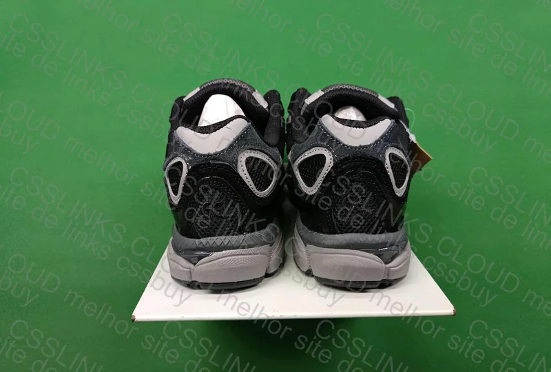 Asics Gel NYC Black 3