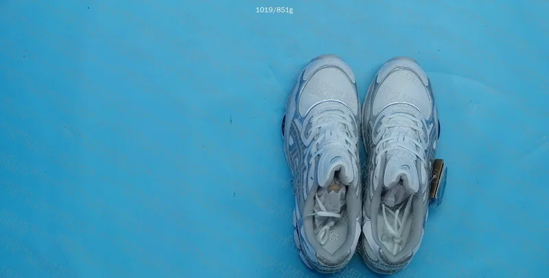 Asics Gel NYC RL or GL 4
