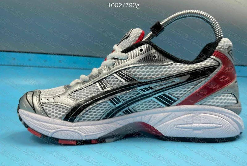 Asics Kayano 14 4