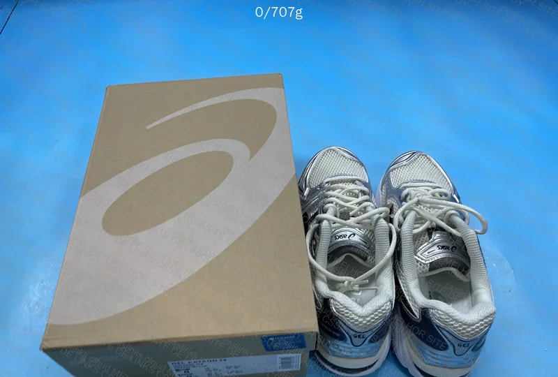 Asics Kayano 14