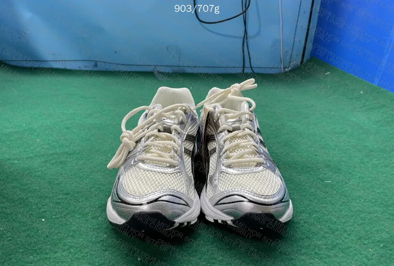 Asics Kayano 14 4