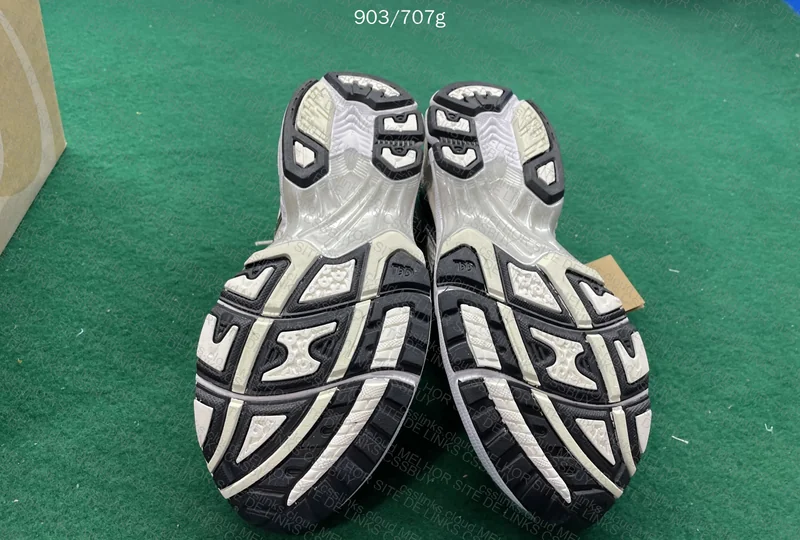 Asics Kayano 14 8