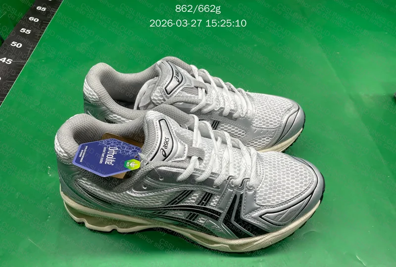 Asics Kayano 14 10