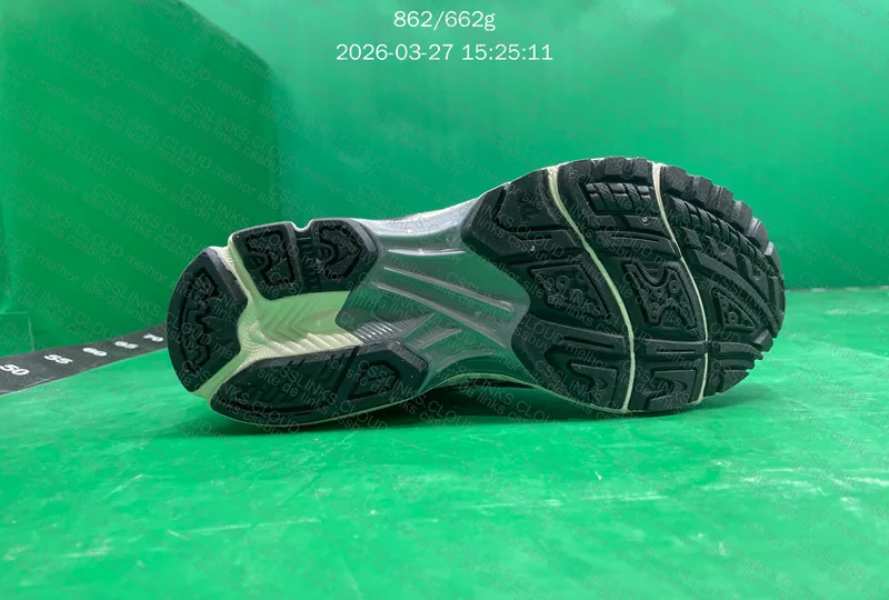 Asics Kayano 14 8
