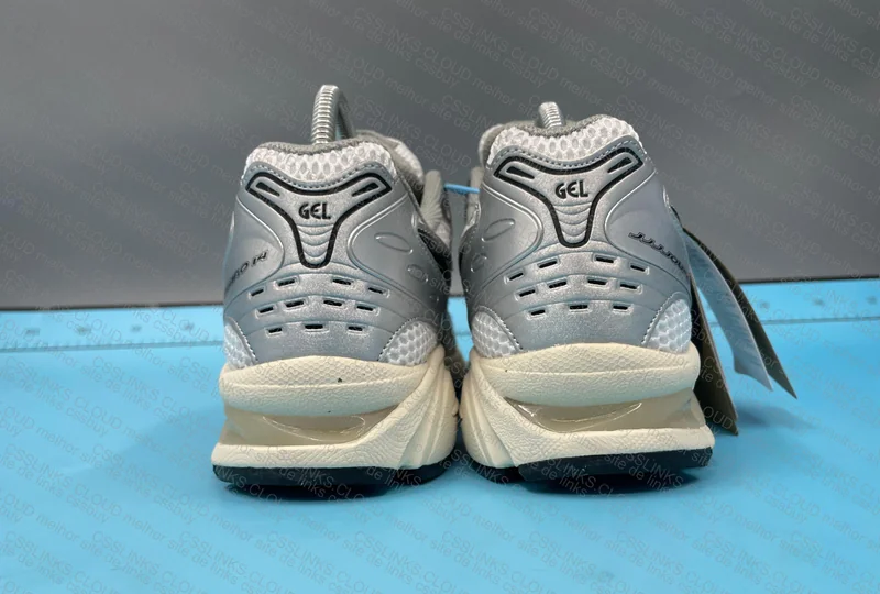 asics kayano 14 silver black 3