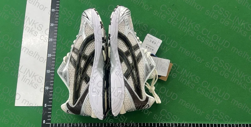 Asics Kayano14