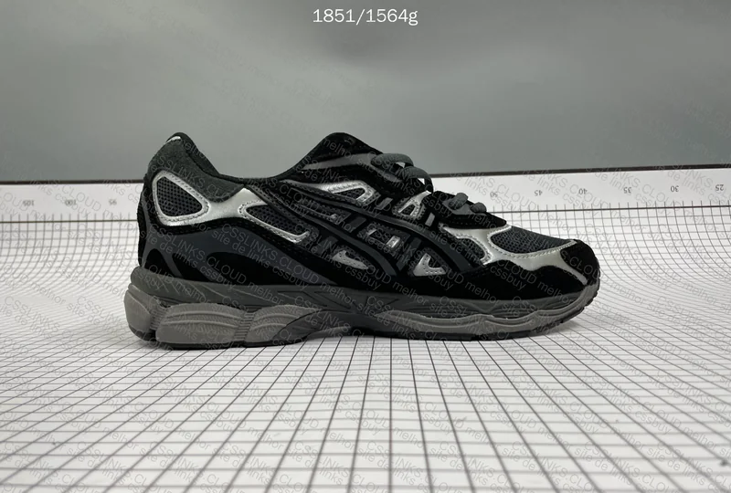 asics mistery box shark bredeer 2