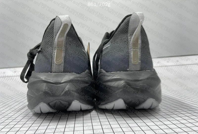 Asics Novablast 4 3