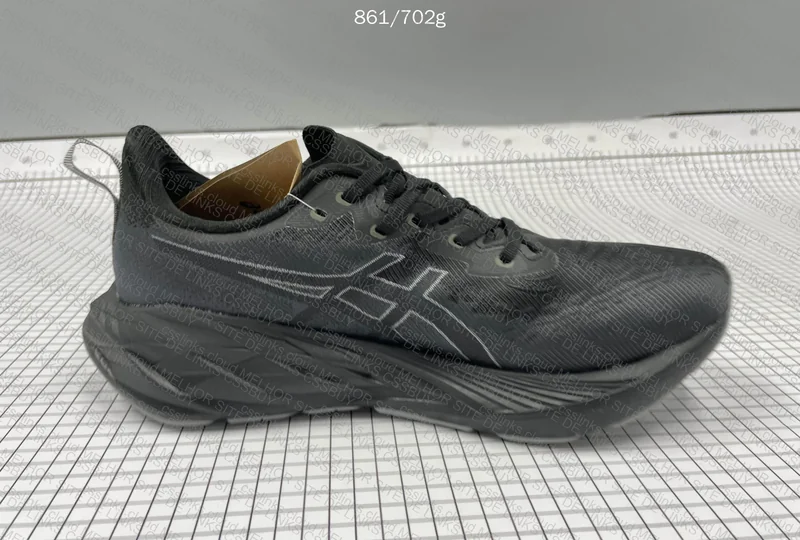 Asics Novablast 4 5