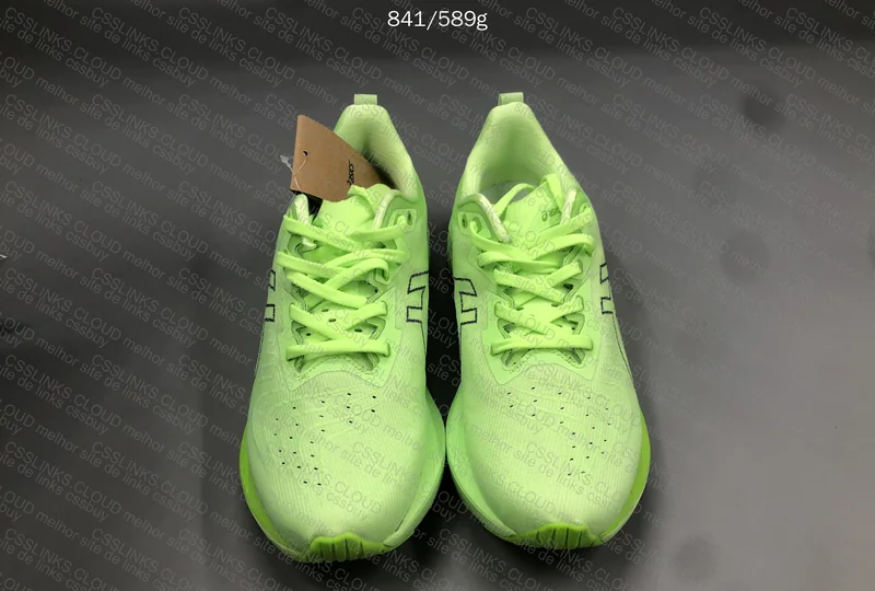 Asics Novablast 4 - Lime Green