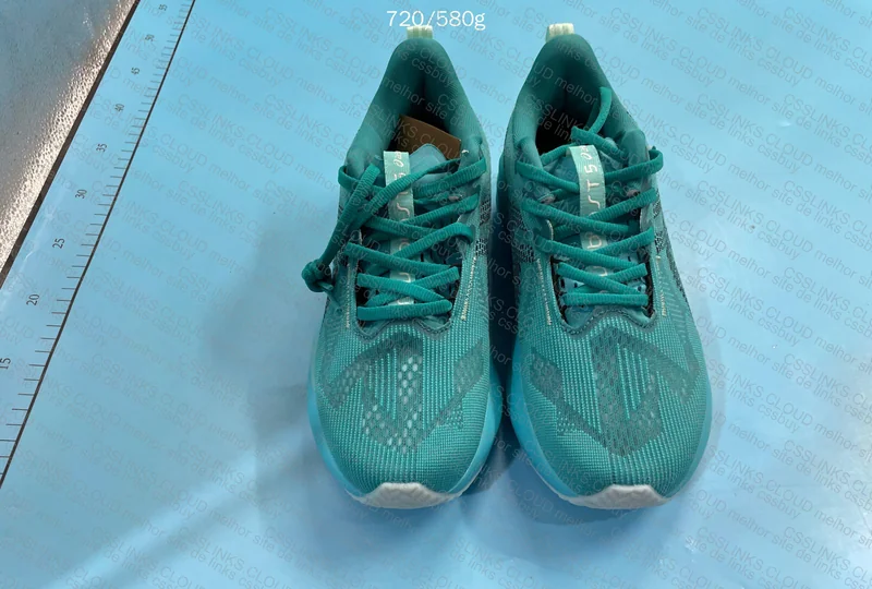 ASICS Novablast 5 2
