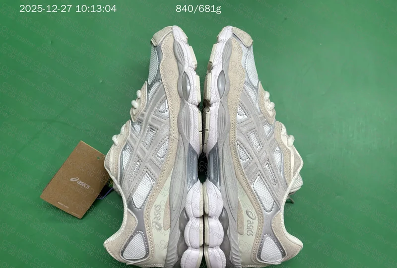 Asics NYC Batch RT 3