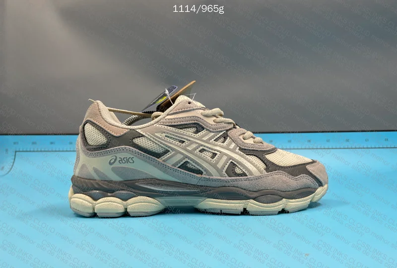 Asics NYC (Blind Box) 4