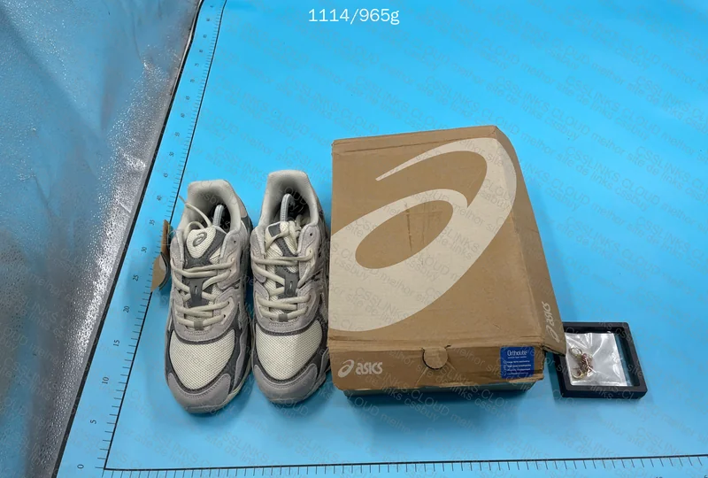 Asics NYC (Blind Box) 8