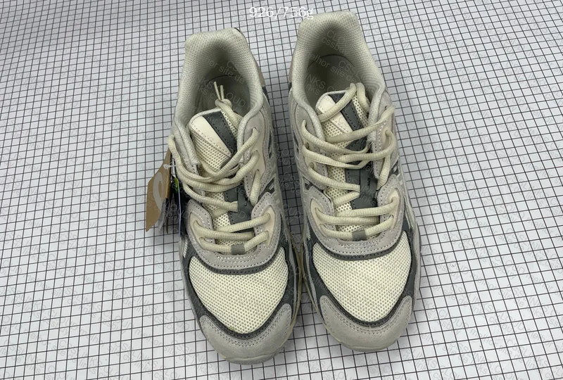 ASICS NYC - BLINDBOX