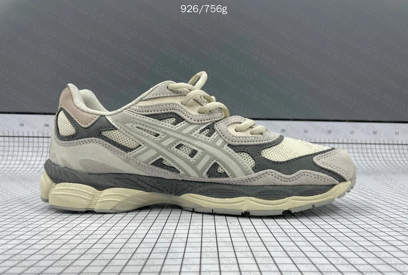 ASICS NYC - BLINDBOX 5