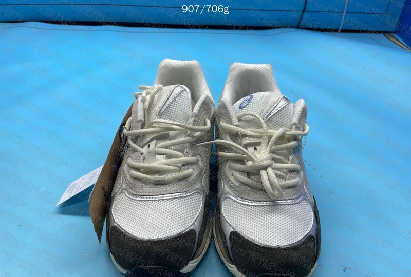 ASICS NYC CREAM BROWN YOLO 3