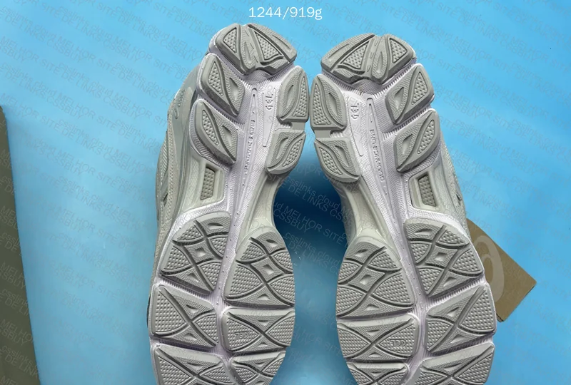 Asics NYC Cream/Cloud Grey Gl? 9