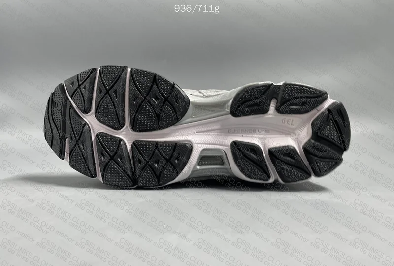 Asics nyc gel 10