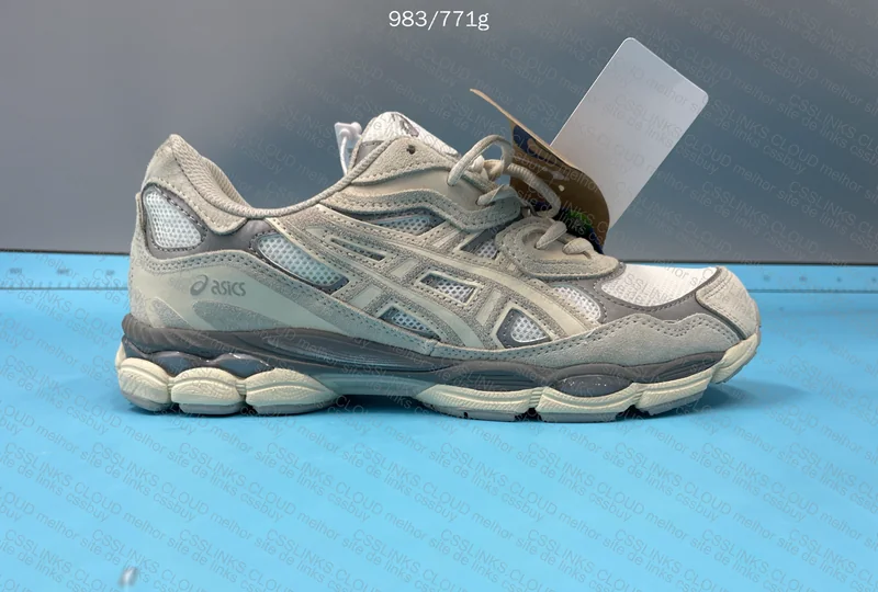 Asics nyc gel 4