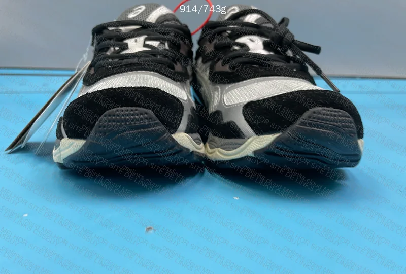 ASICS NYC GEL 7