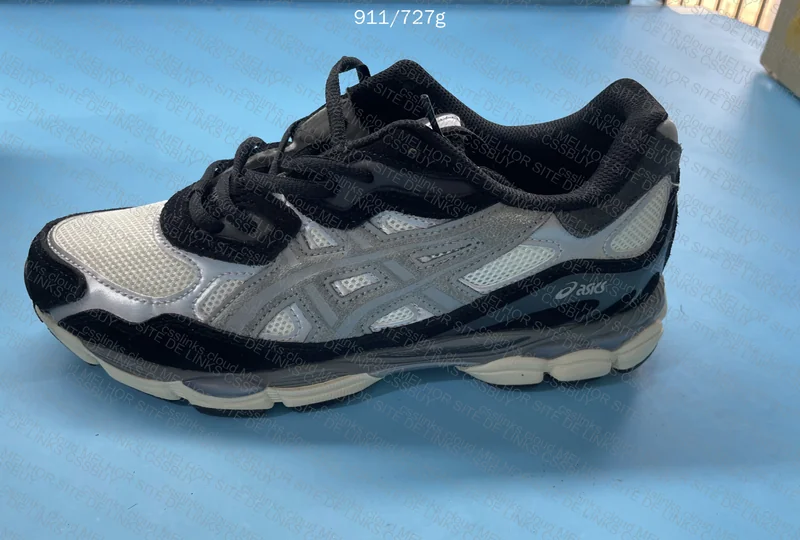 ASICS NYC GEL 9