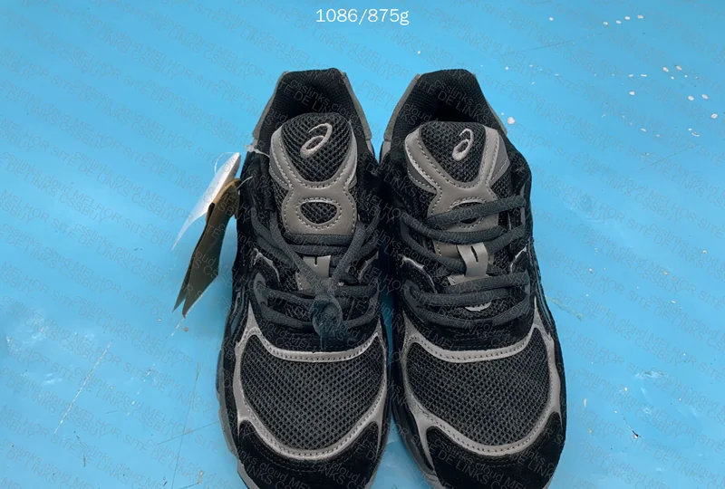 Asics nyc gel 3