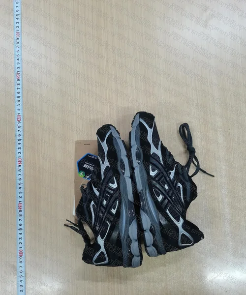 Asics NYC GEL 5