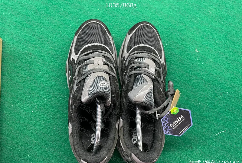 Asics NYC Gel 5